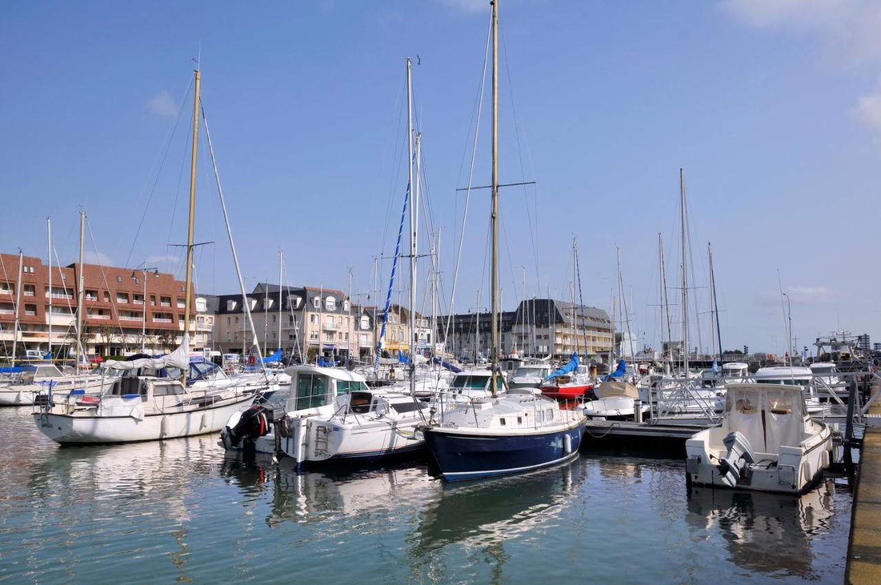 Studio Avec Loggia - A 200M De La Plage - Parking Courseulles-sur-Mer Eksteriør bilde